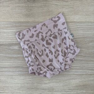 Kyte Baby Oat Leopard Bummies